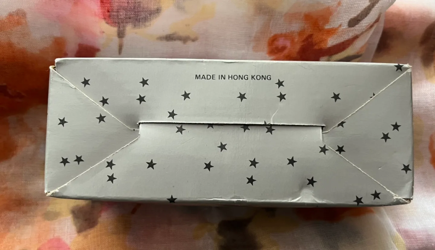 Set of 4 Gold-Plated Brass Napkin Rings with Austrian Crystal image indicator(10)