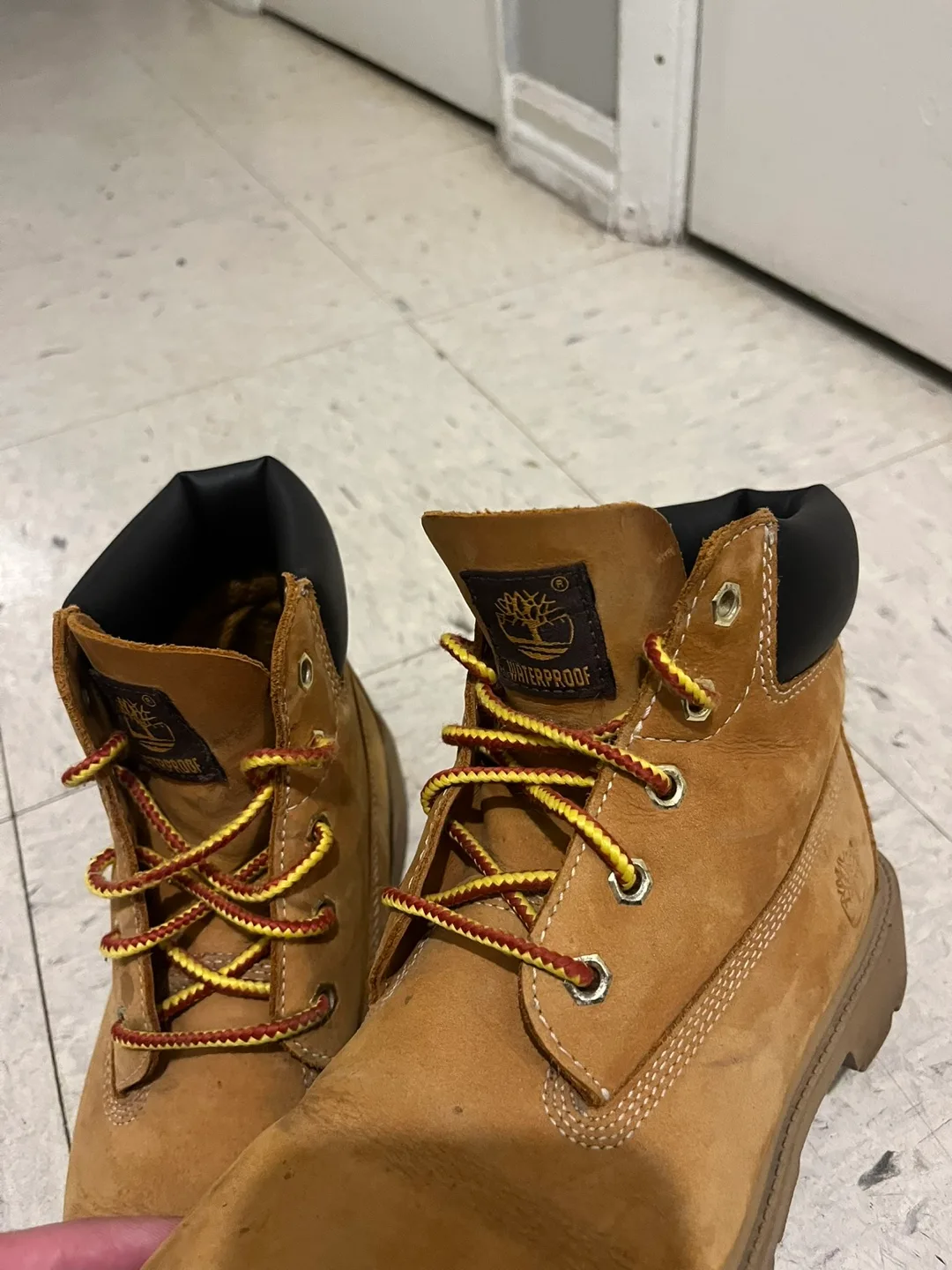 Timberland Boots size 5 image indicator(4)