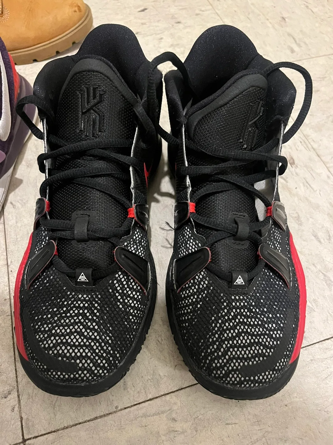 Nike Kyrie 7 BRED size 4.5 men’s image indicator(6)