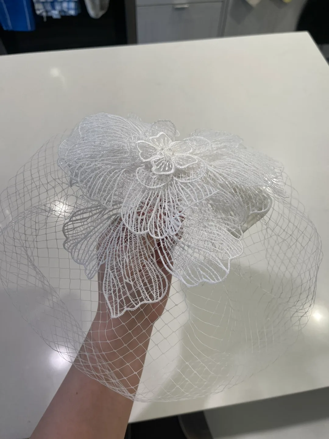 Handmade wedding White Bridal Birdcage Veil with Lace Flower image indicator(8)