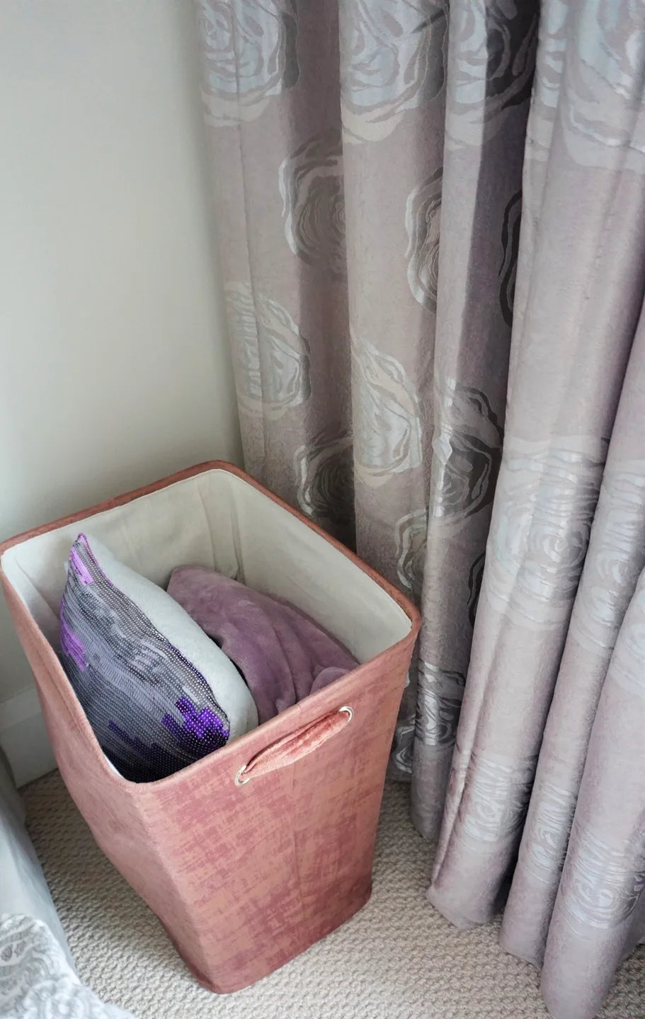 Throw/Pillow Storage Fabric Container thumbnail