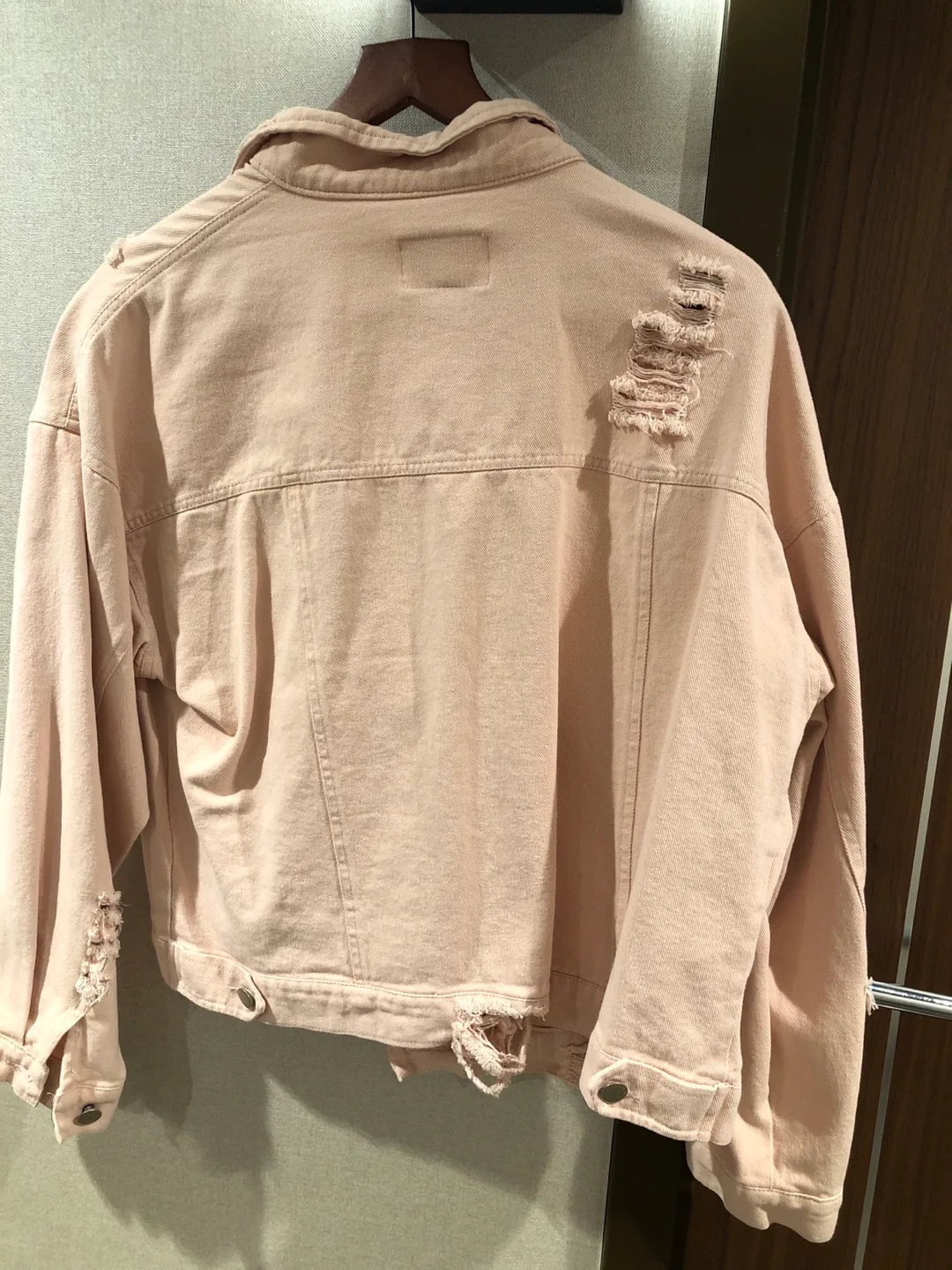 Urban Revivo Pink Denim Jacket Size M-L image indicator(4)