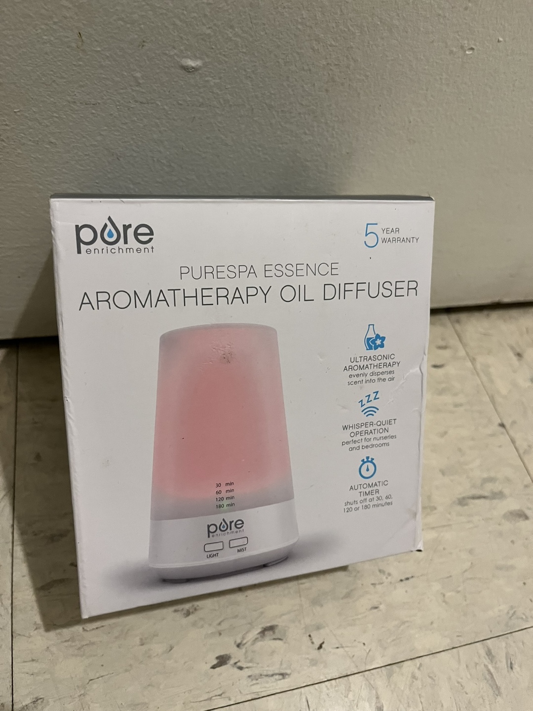 Aromatherapy Oil Diffuser with lights brand new