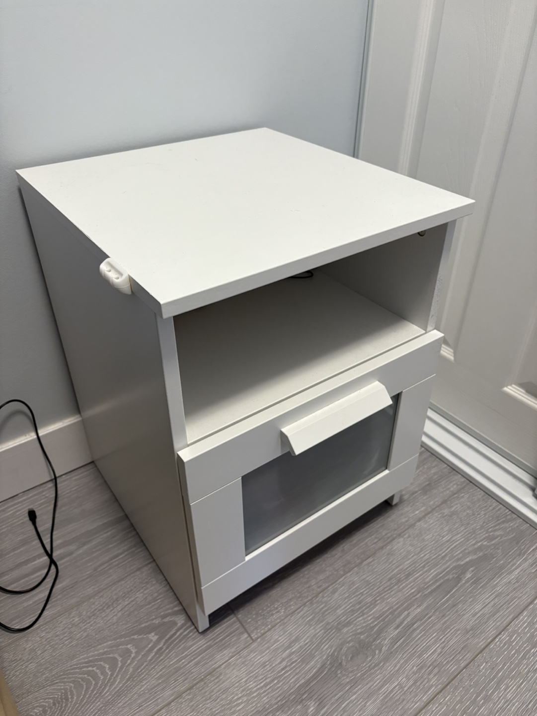 IKEA White Nightstand - photo 2