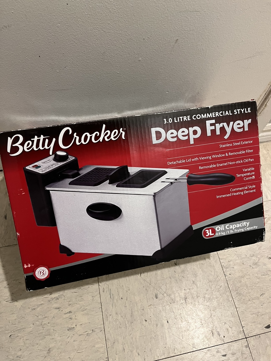 3L deep fryer Commercial Style brand new