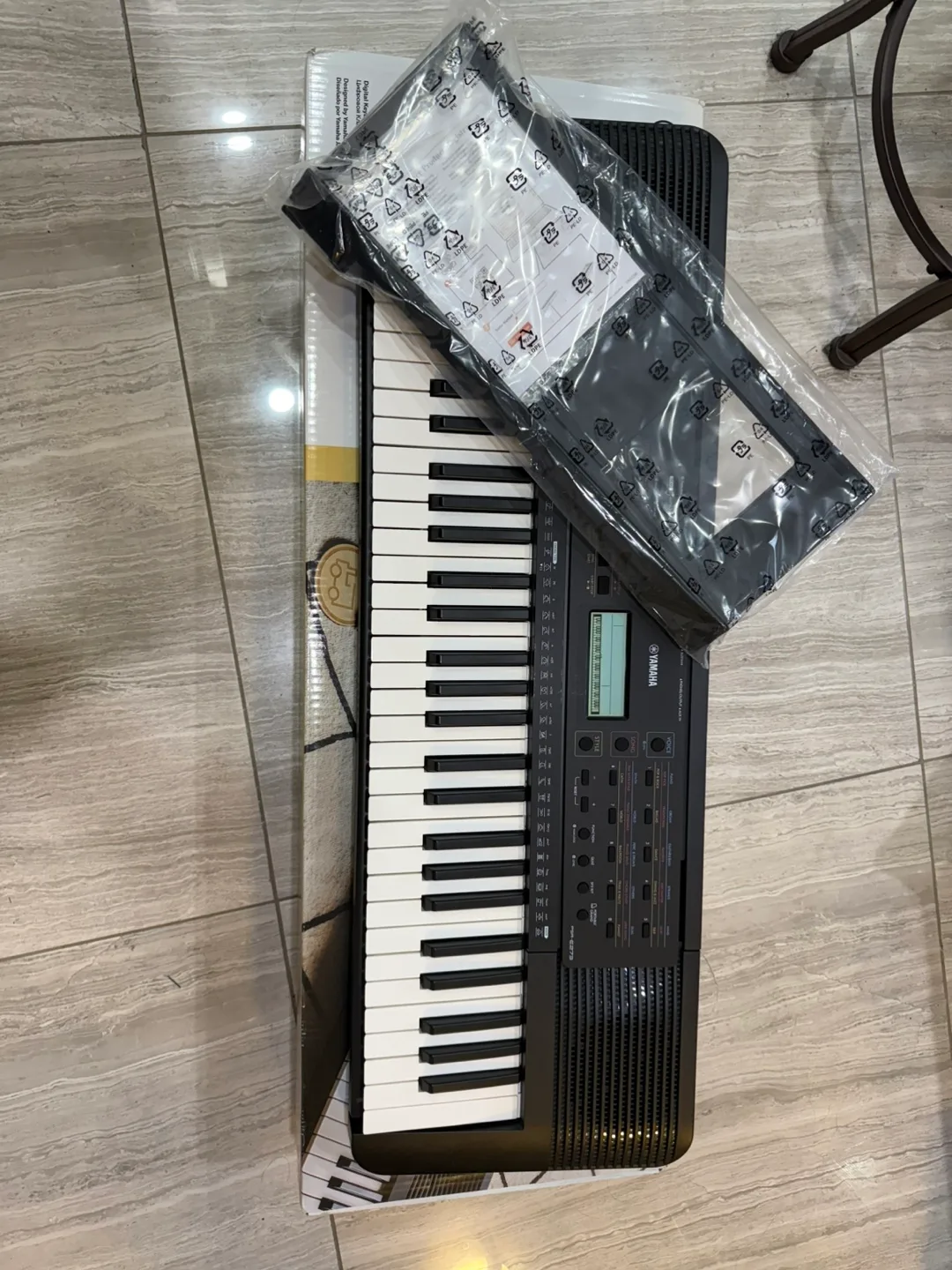 Yamaha PSR-E273 Portable Keyboard image indicator(2)