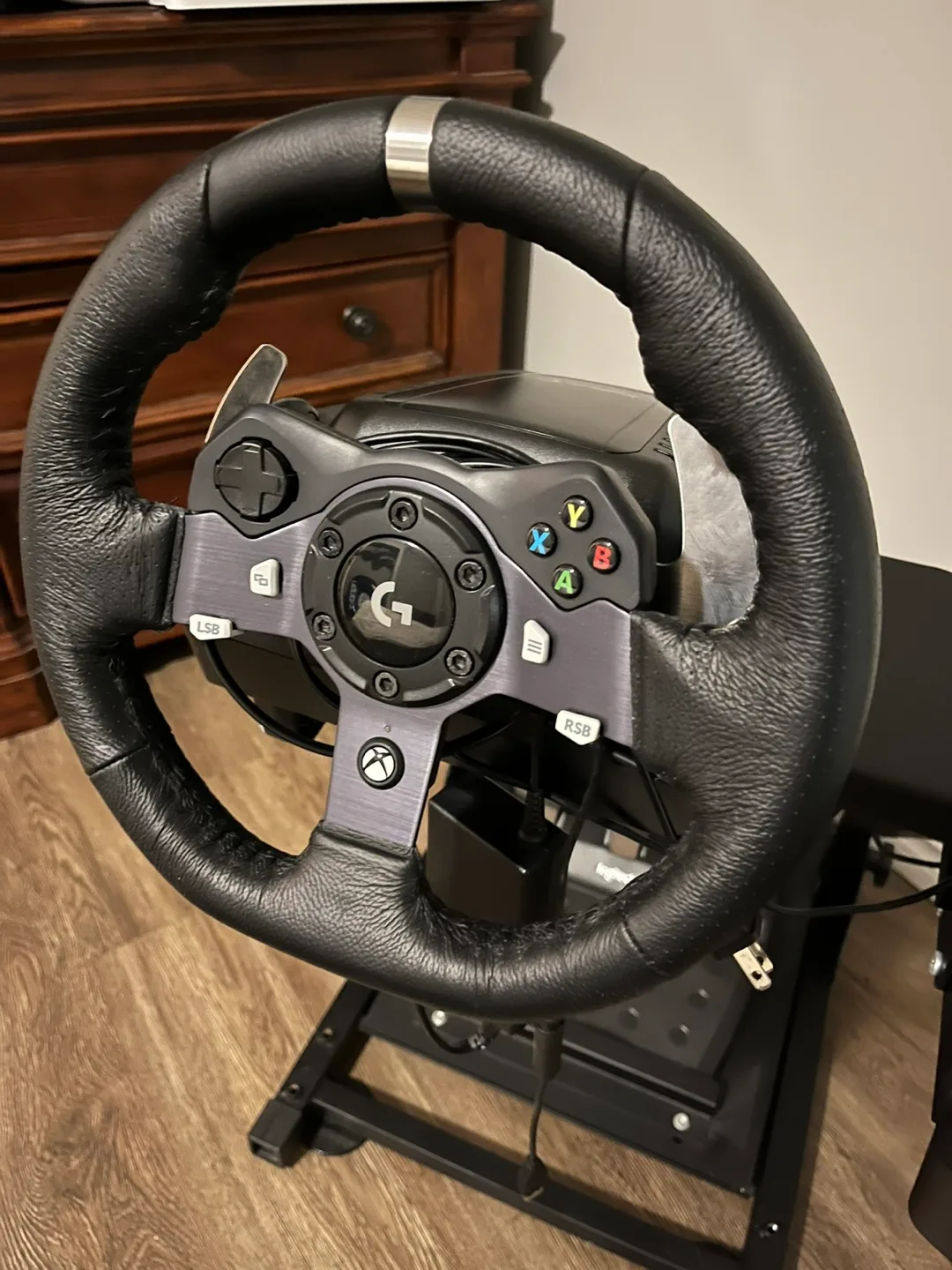 New Logitech G920 racing simulator bundle image indicator(3)