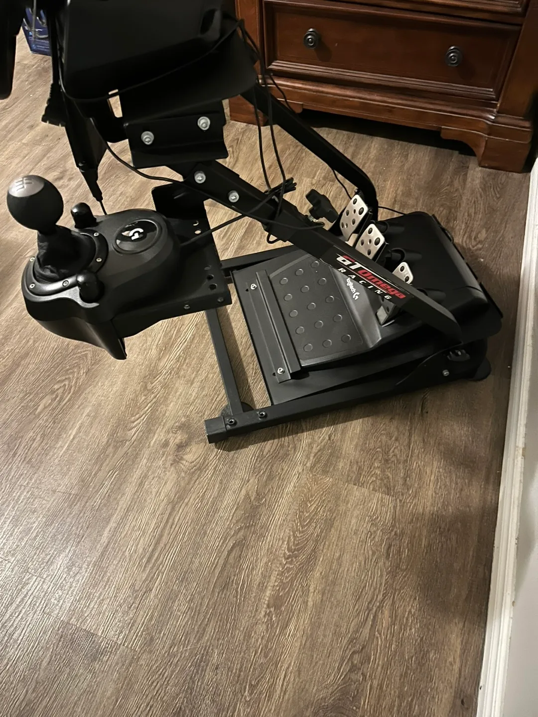 New Logitech G920 racing simulator bundle image indicator(7)