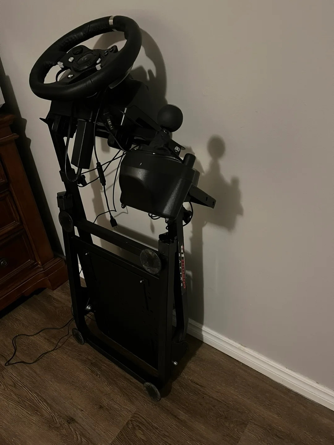 New Logitech G920 racing simulator bundle image indicator(10)