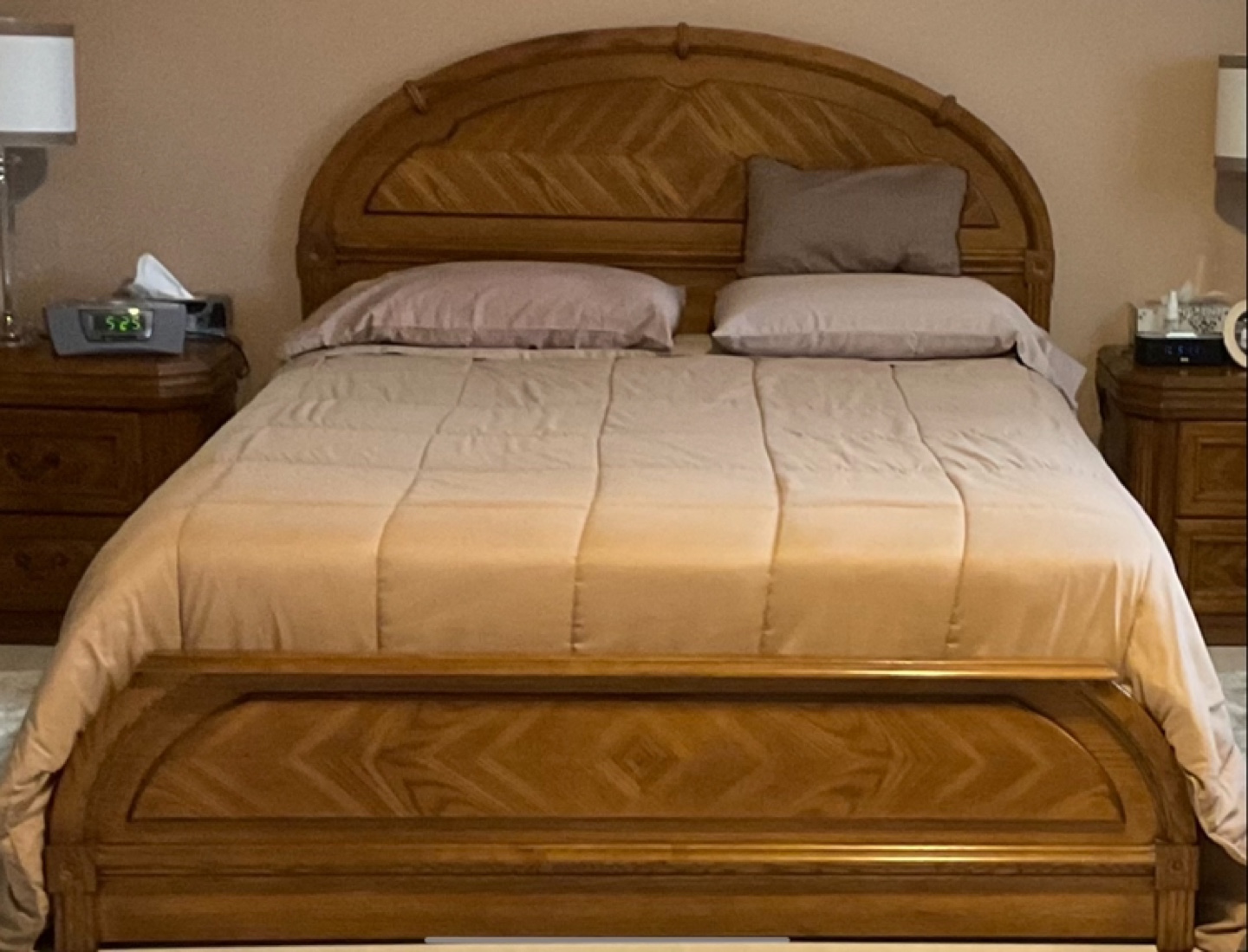 Queen Size Solid Wood Bed - photo 3