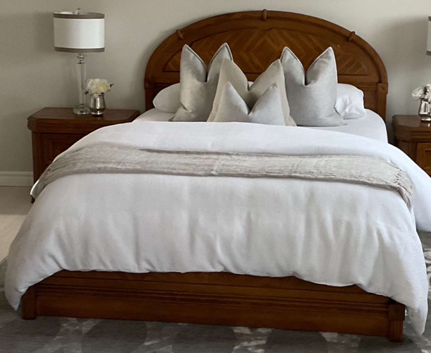 Queen Size Solid Wood Bed