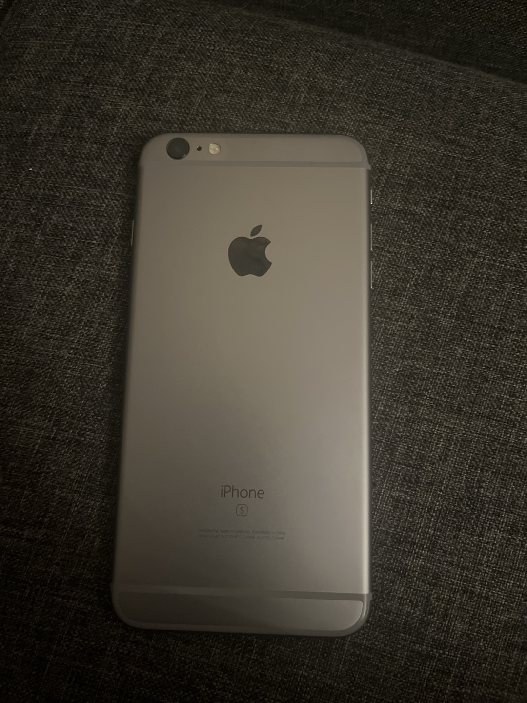 iPhone 6S - Locked - Perfect condition for parts - photo 2