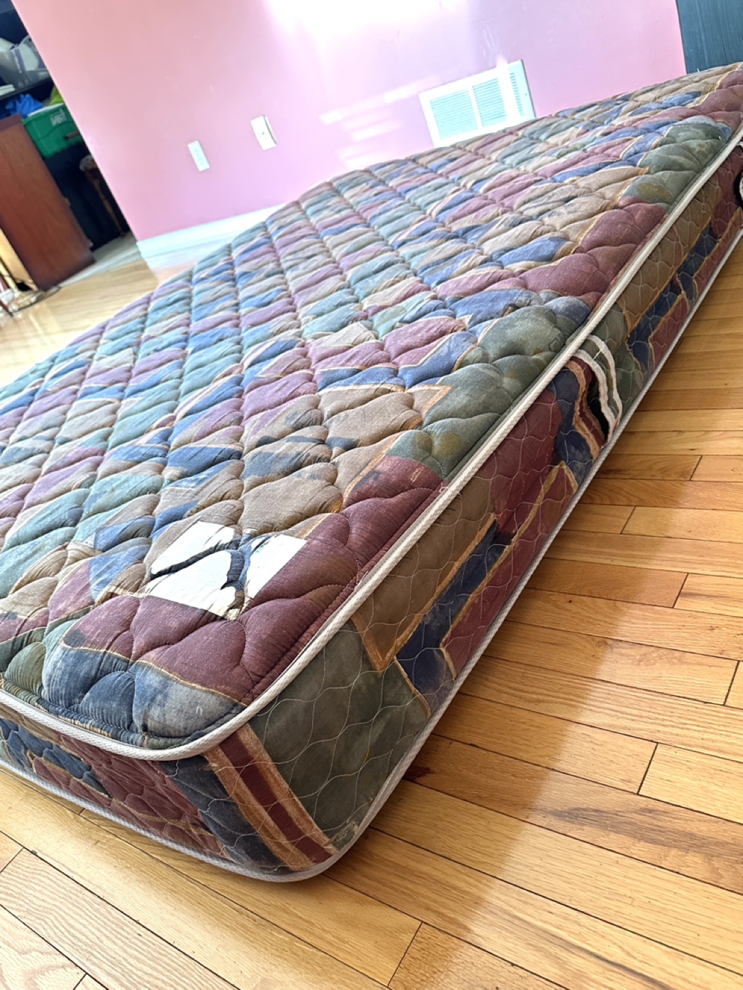 Full Size Mattress in great Condition (CAN DELIVER) - photo 3