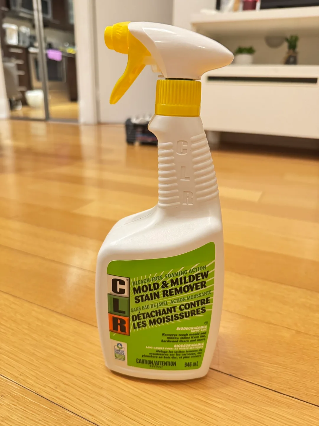 CLR Mold and Mildew Stain Remover - 946 mL thumbnail