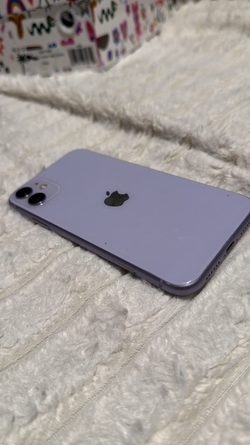 iPhone 11 Lilac Purple - Used - photo 2