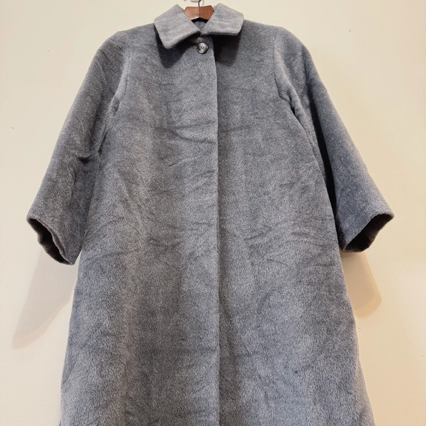 Vintage Baby Llama Wool Coat by Piacenza – Made in Canada image indicator(4)