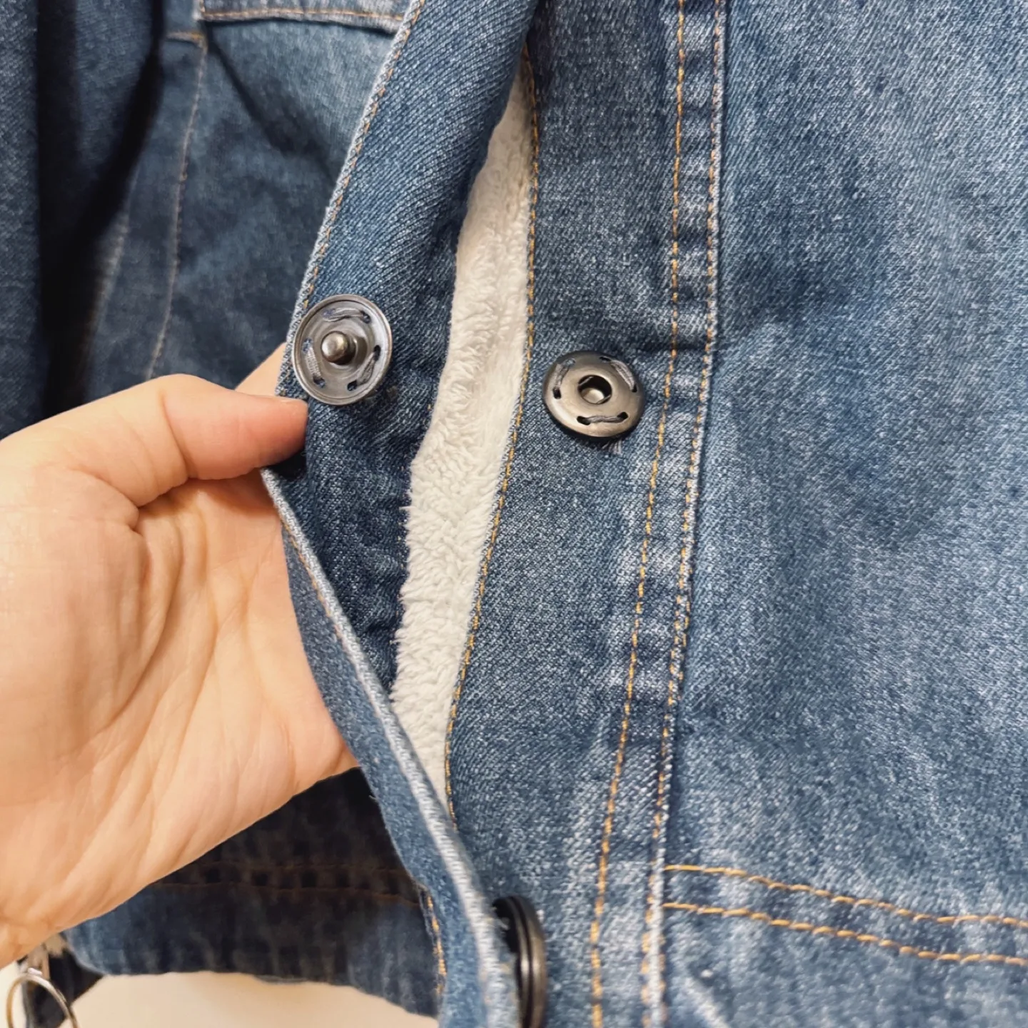 Vintage Denim Jacket with Real Rabbit Fur Collar image indicator(3)