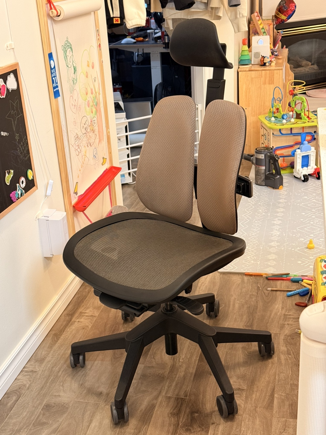 Used ergonomic mesh office chair