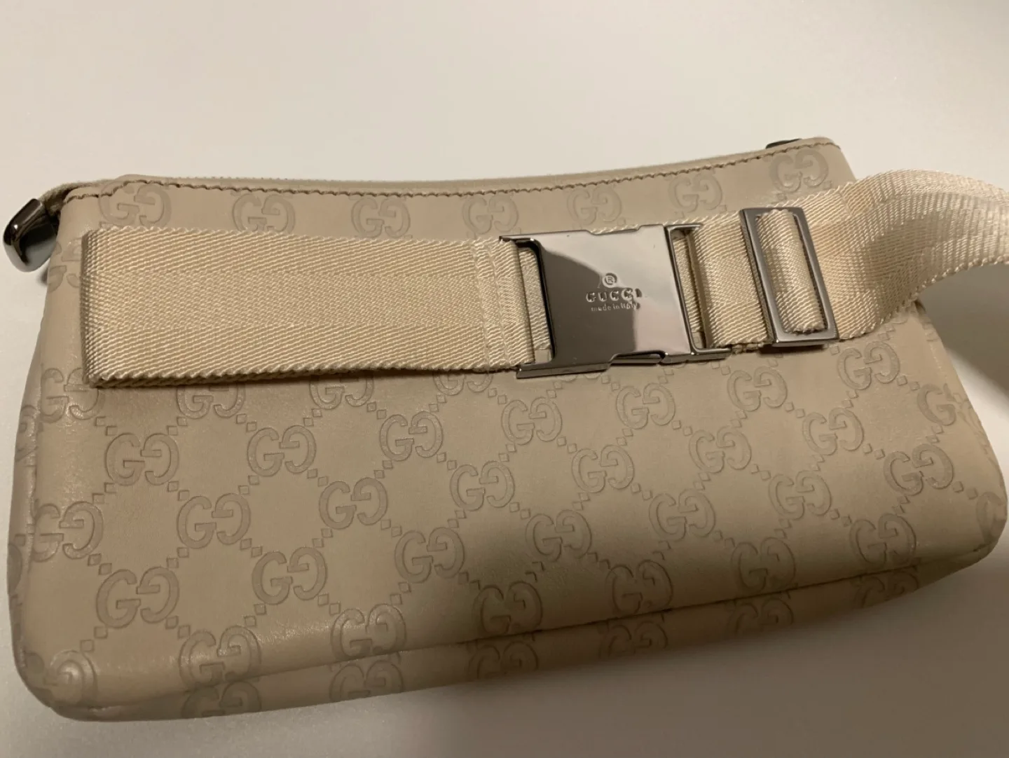 Gucci Beige GG Marmont Belt Bag image indicator(2)