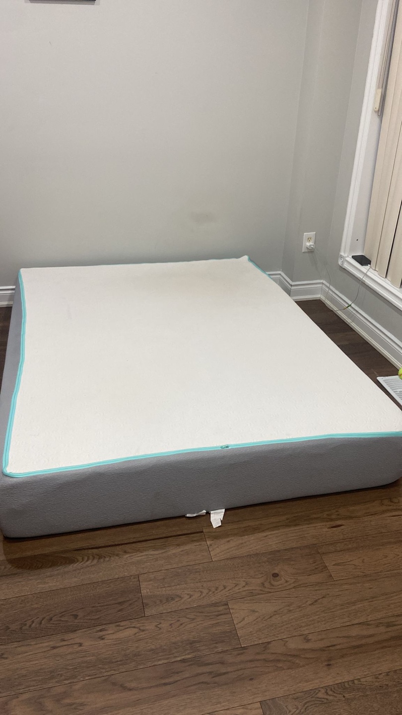 Queen Mattress with Foundation