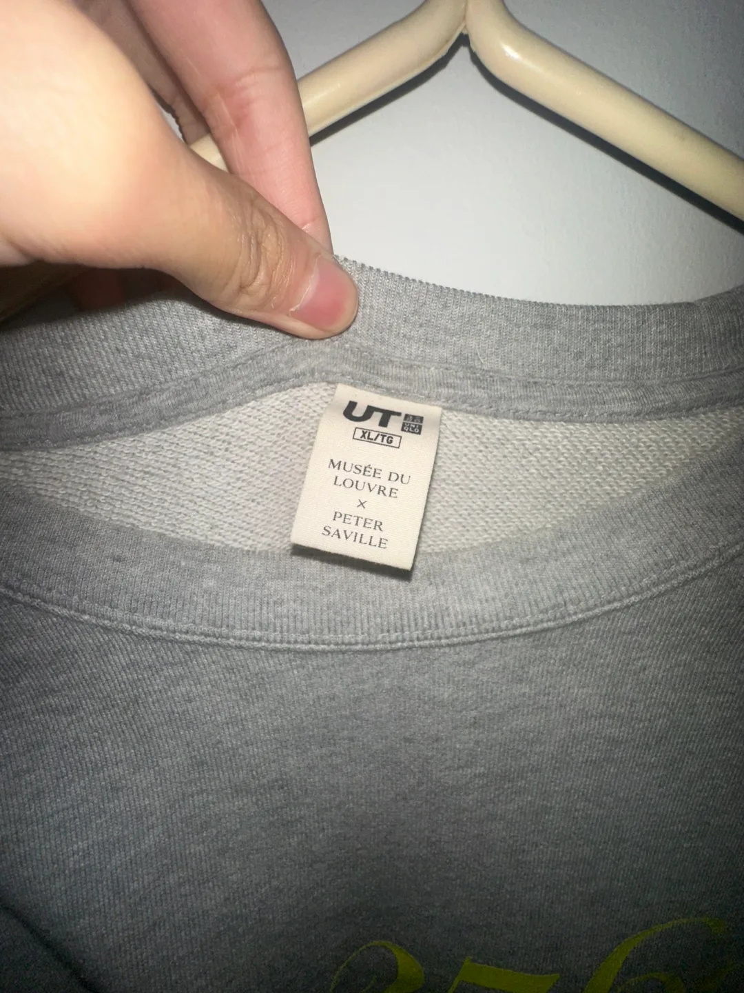 UNIQLO x Peter Saville Musée du Louvre Crewneck Sweatshirt image indicator(2)