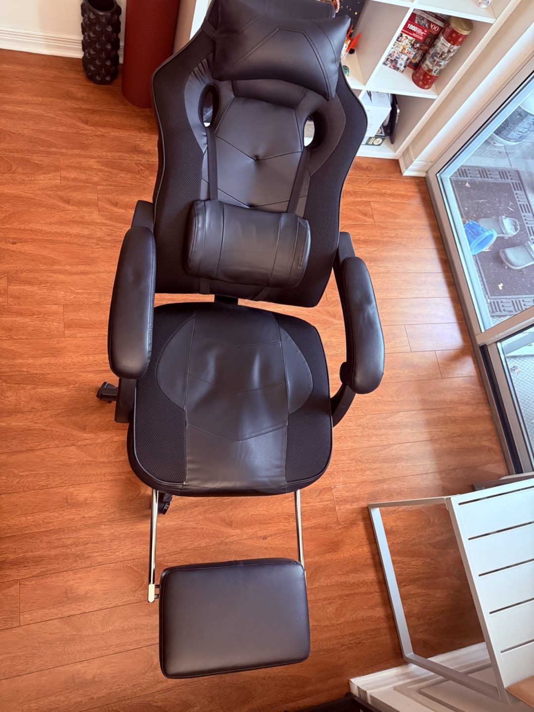 Gaming Chair with Footrest - Black Leather - photo 2