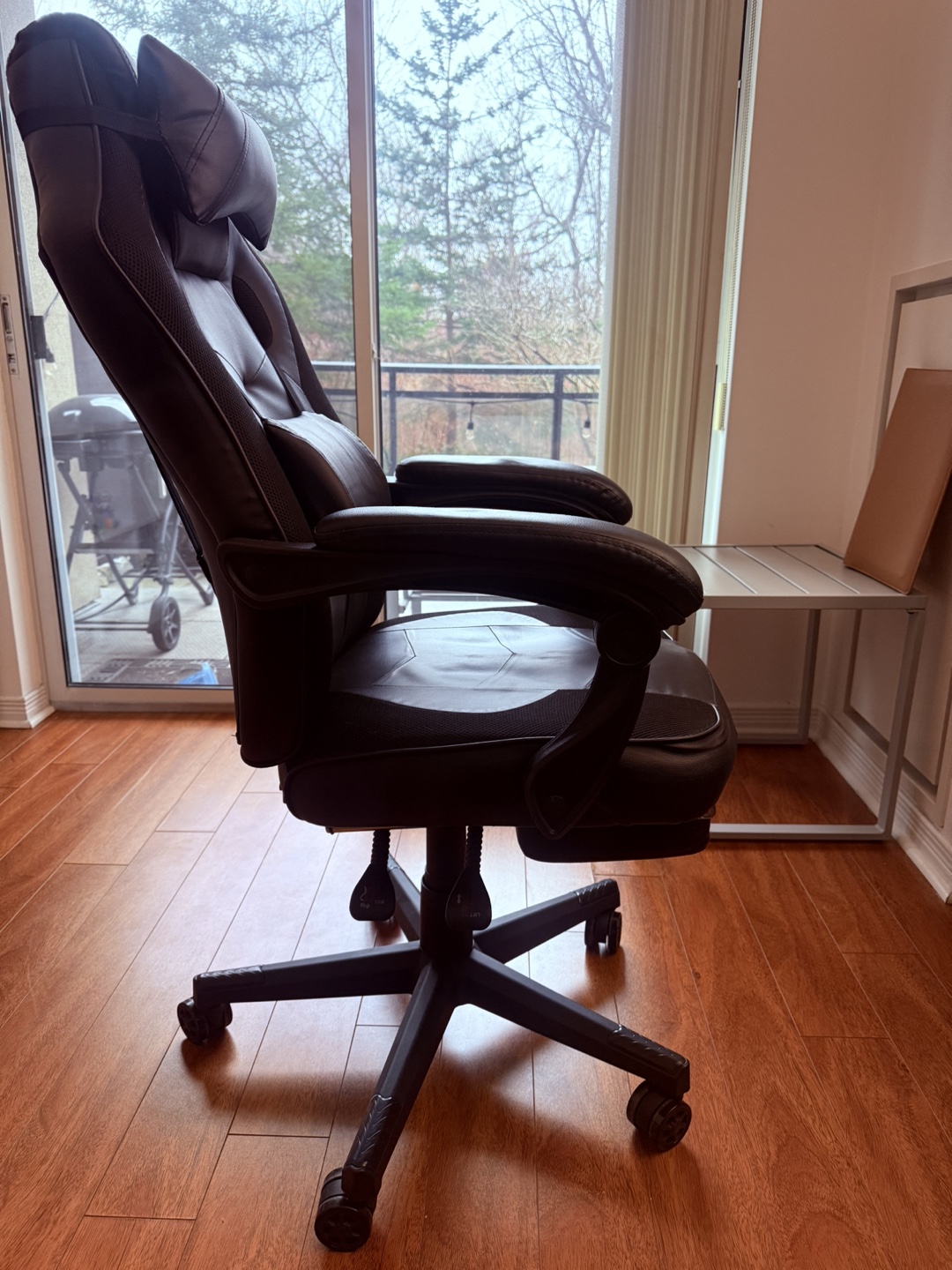 Gaming Chair with Footrest - Black Leather - photo 3