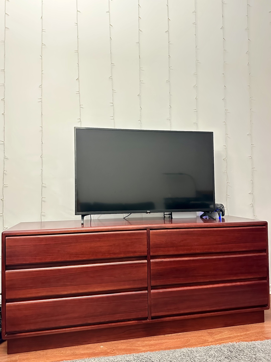 Six-Drawer Dresser - photo 3