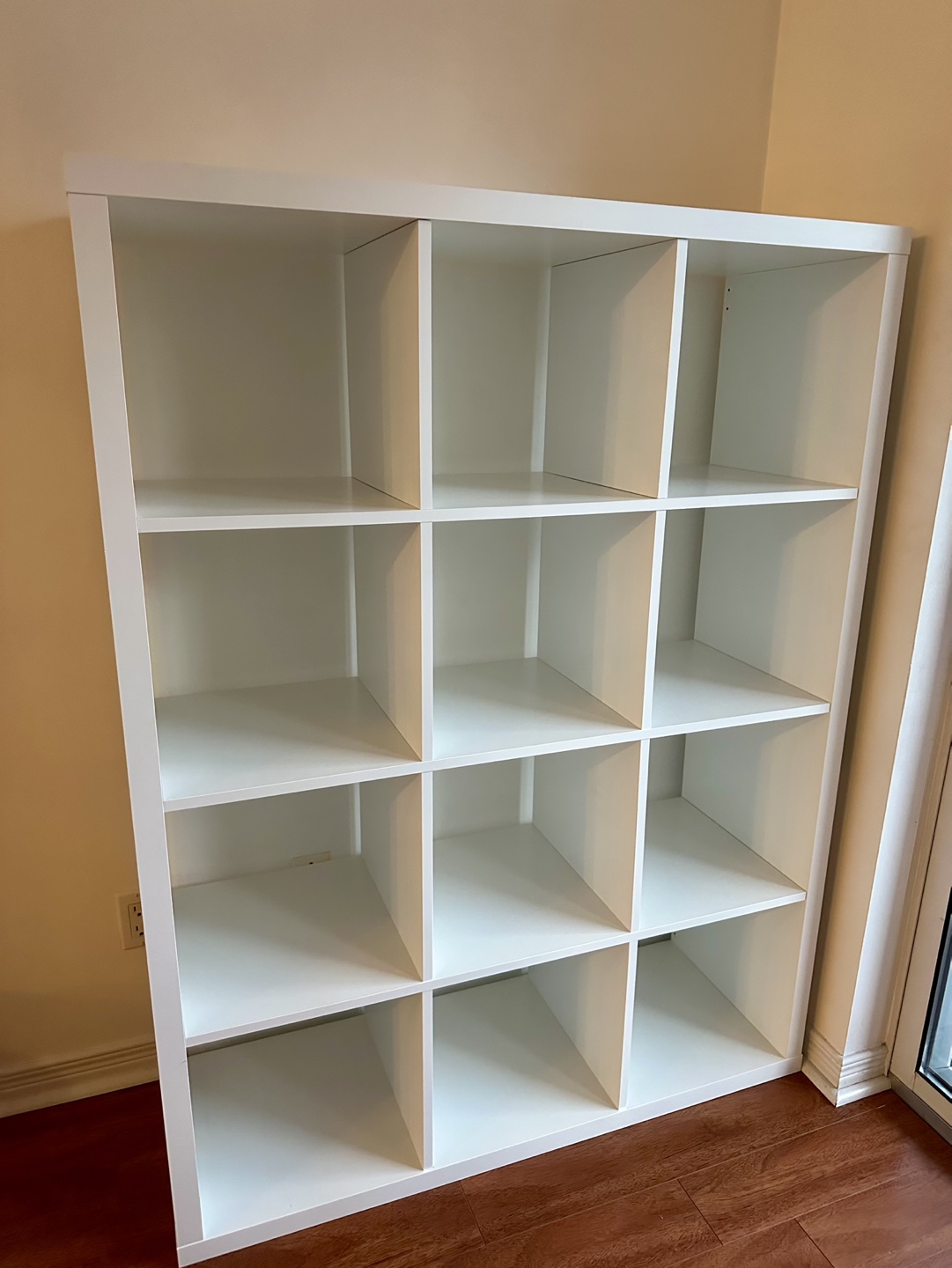 IKEA Kallax 12 Cube Shelving Unit - White