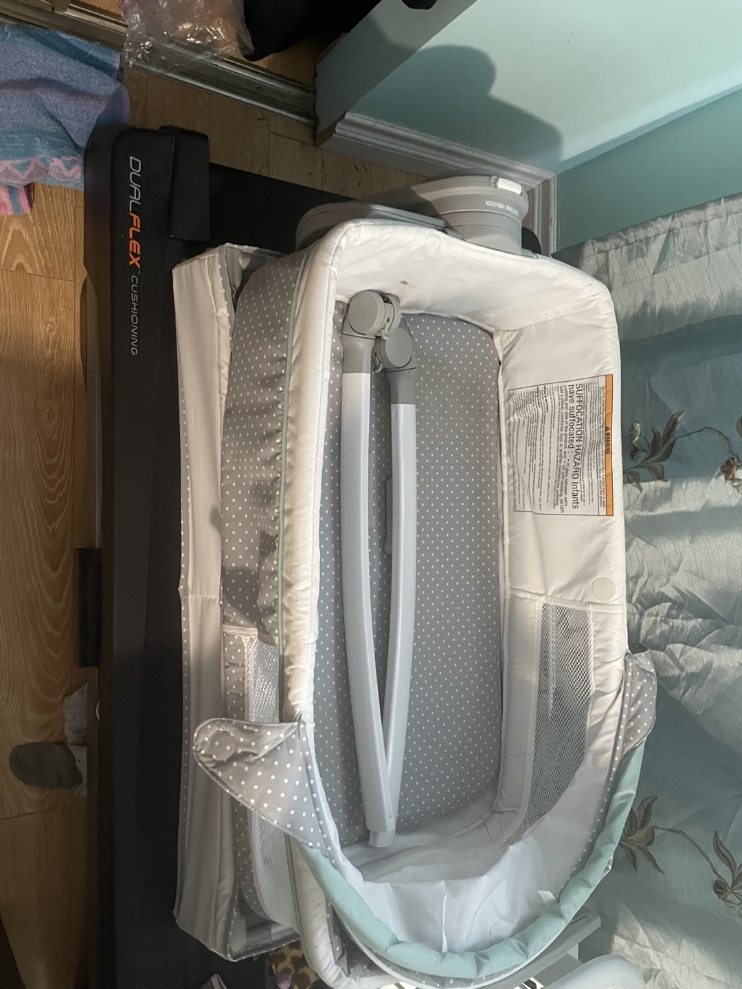 Graco Lullaby Dream Suite Bassinet - Grey