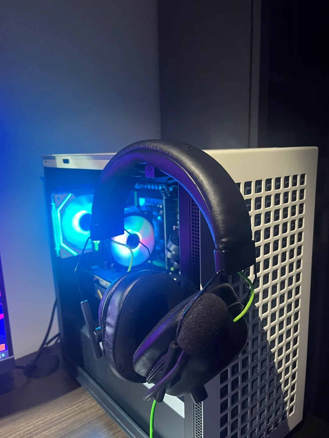 🔥Budget Gaming PC🔥with Xeon E5 2640 V4 and GTX 1650 super image indicator(7)