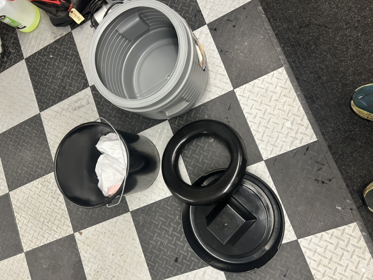 Reliance Hassock Portable Toilet - photo 4