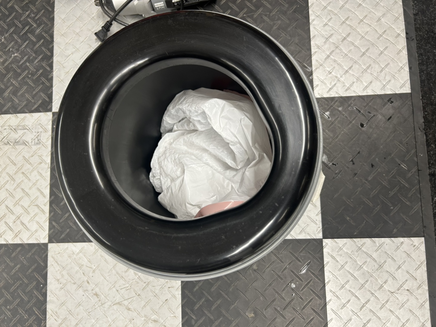 Reliance Hassock Portable Toilet - photo 5