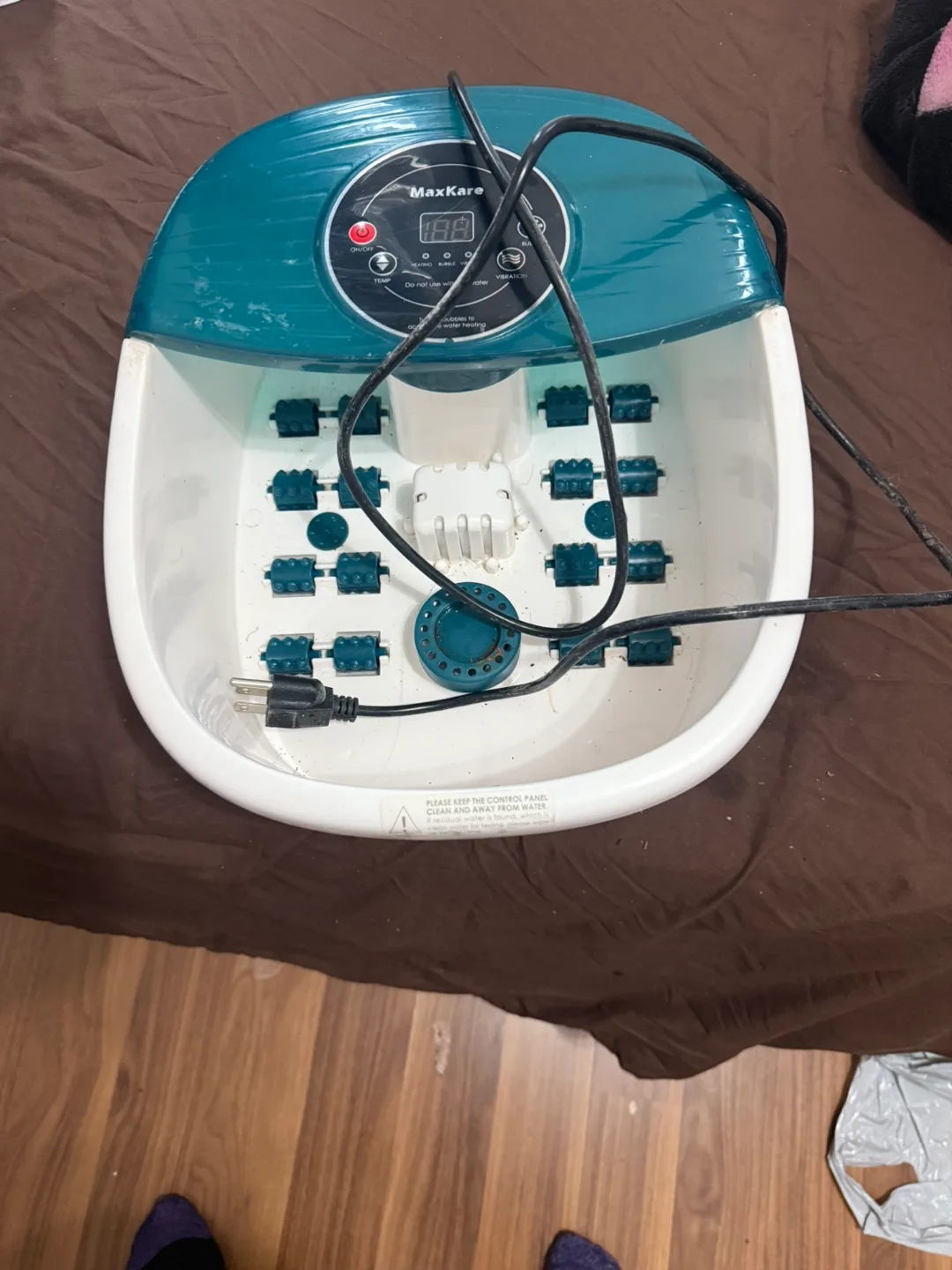 MaxKare Foot Spa with Heat and Massage image indicator(4)