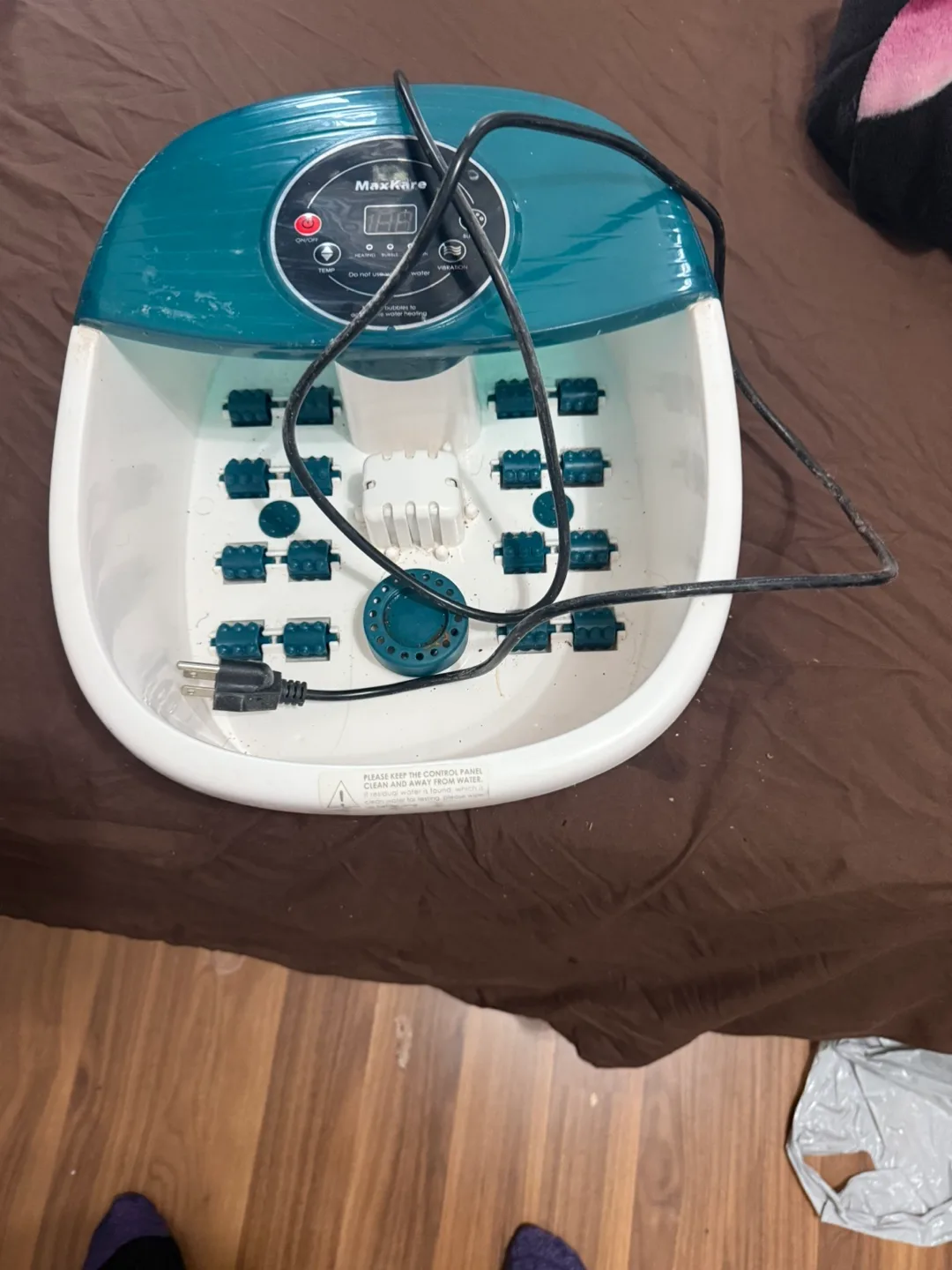 MaxKare Foot Spa with Heat and Massage image indicator(3)