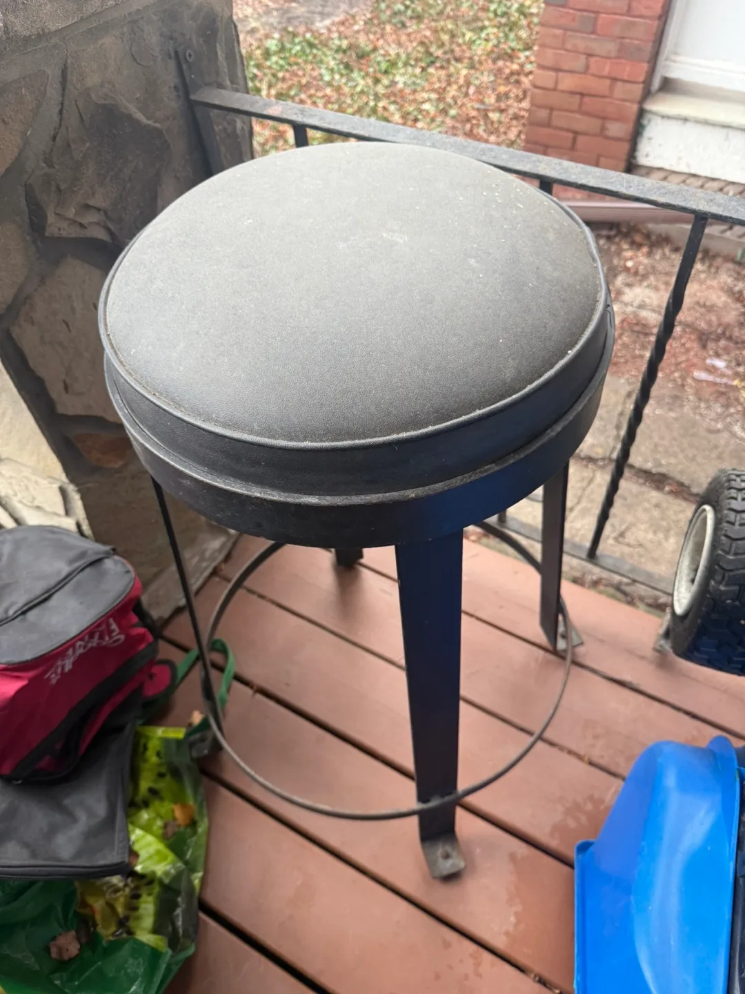 Vintage Metal Bar Stool image indicator(4)