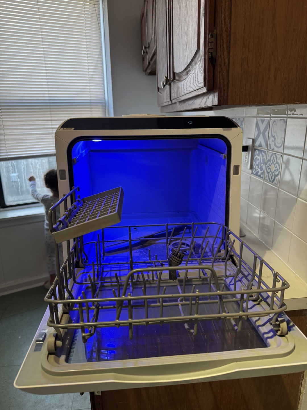 HAVA Countertop Dishwasher - Gently Used - photo 2