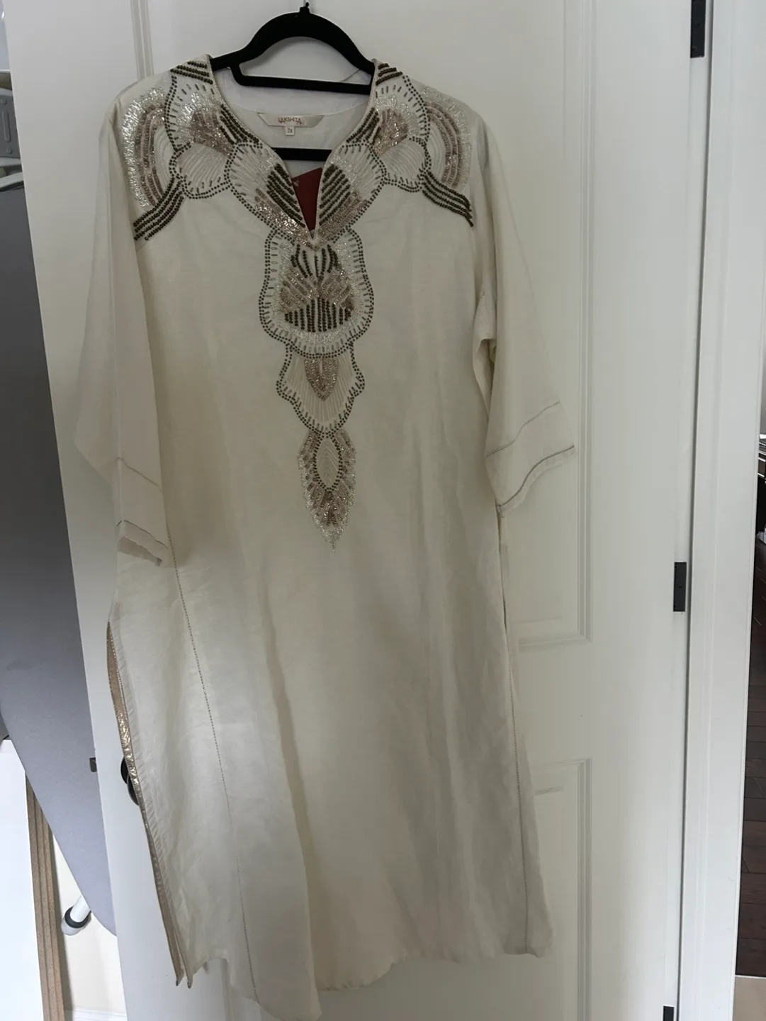 Lakshita Beaded Tunic - Size 2X image indicator(3)