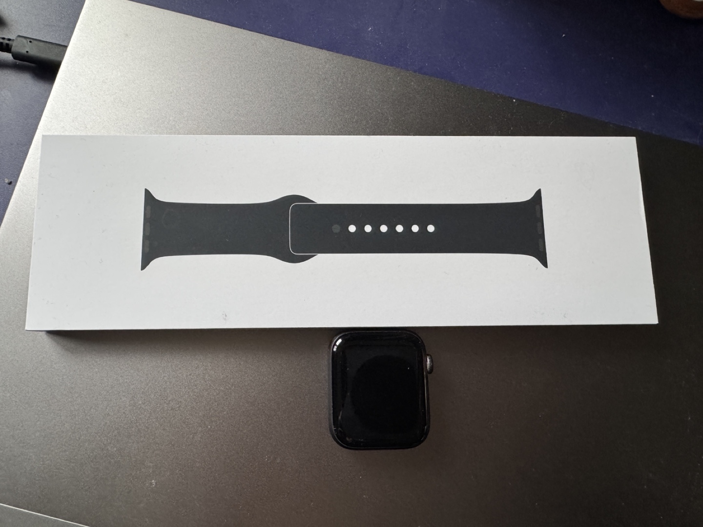 Apple Watch Series SE 44mm Black with Brand New Black Sport Band - photo 2