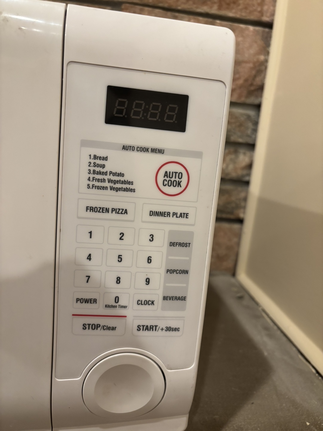 Magic Chef White Microwave - photo 3