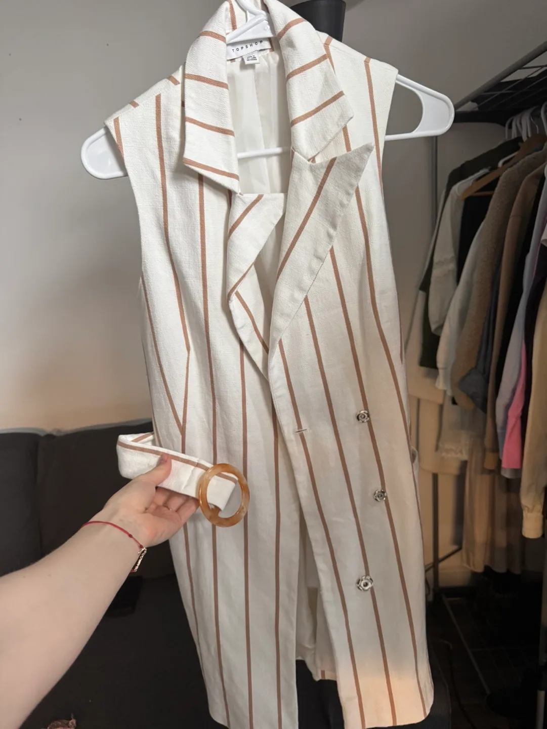 Striped Sleeveless Linen-Blend Vest thumbnail