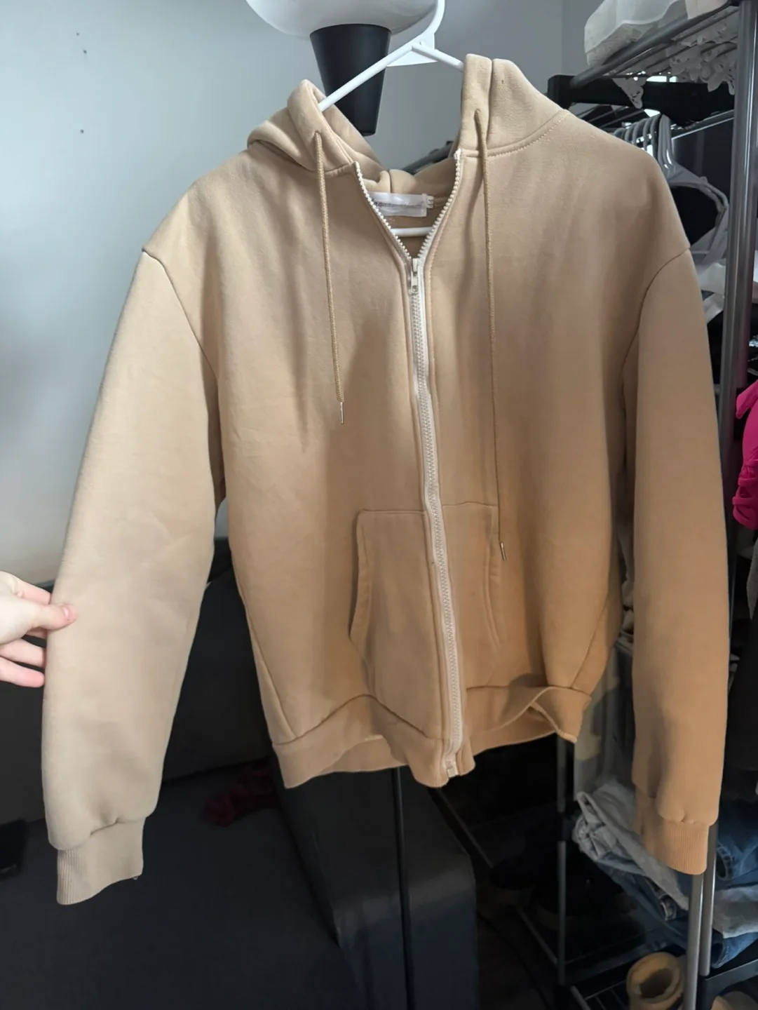 Cream-coloured Hoodie and Joggers Set thumbnail