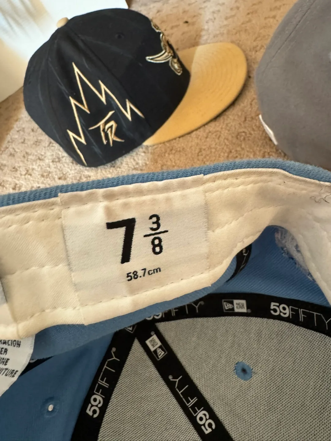 Bundle of 5 Fitted Hats image indicator(4)