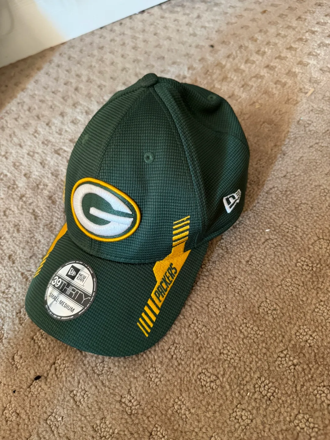 Bundle of 5 Fitted Hats image indicator(6)