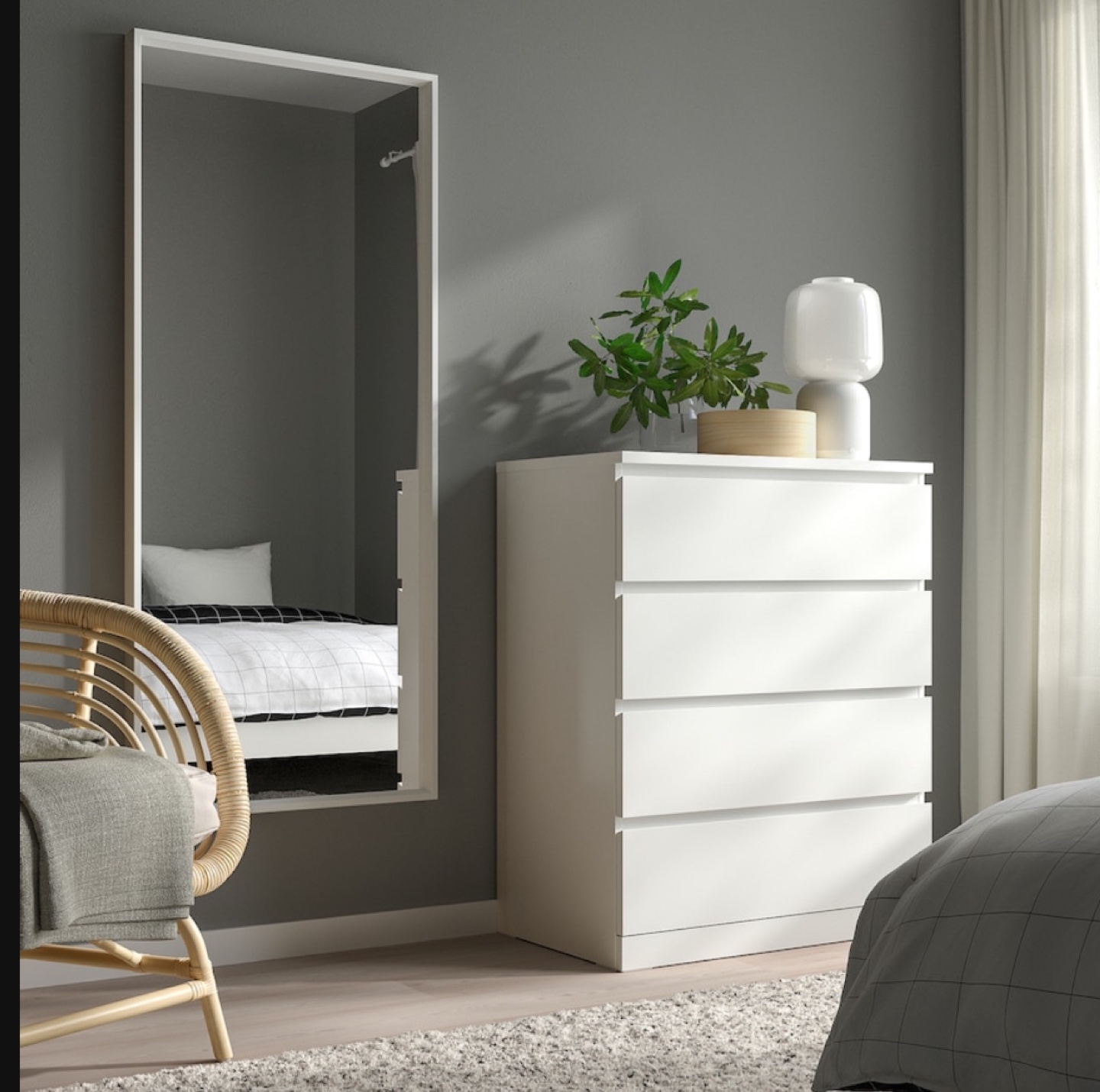 IKEA Nissedal White Mirror $50 - photo 2