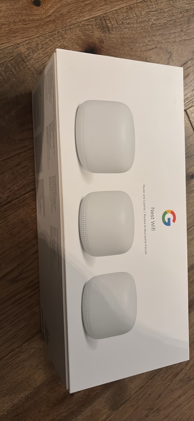 Google Nest Wifi 3-pack Router and 2 Points