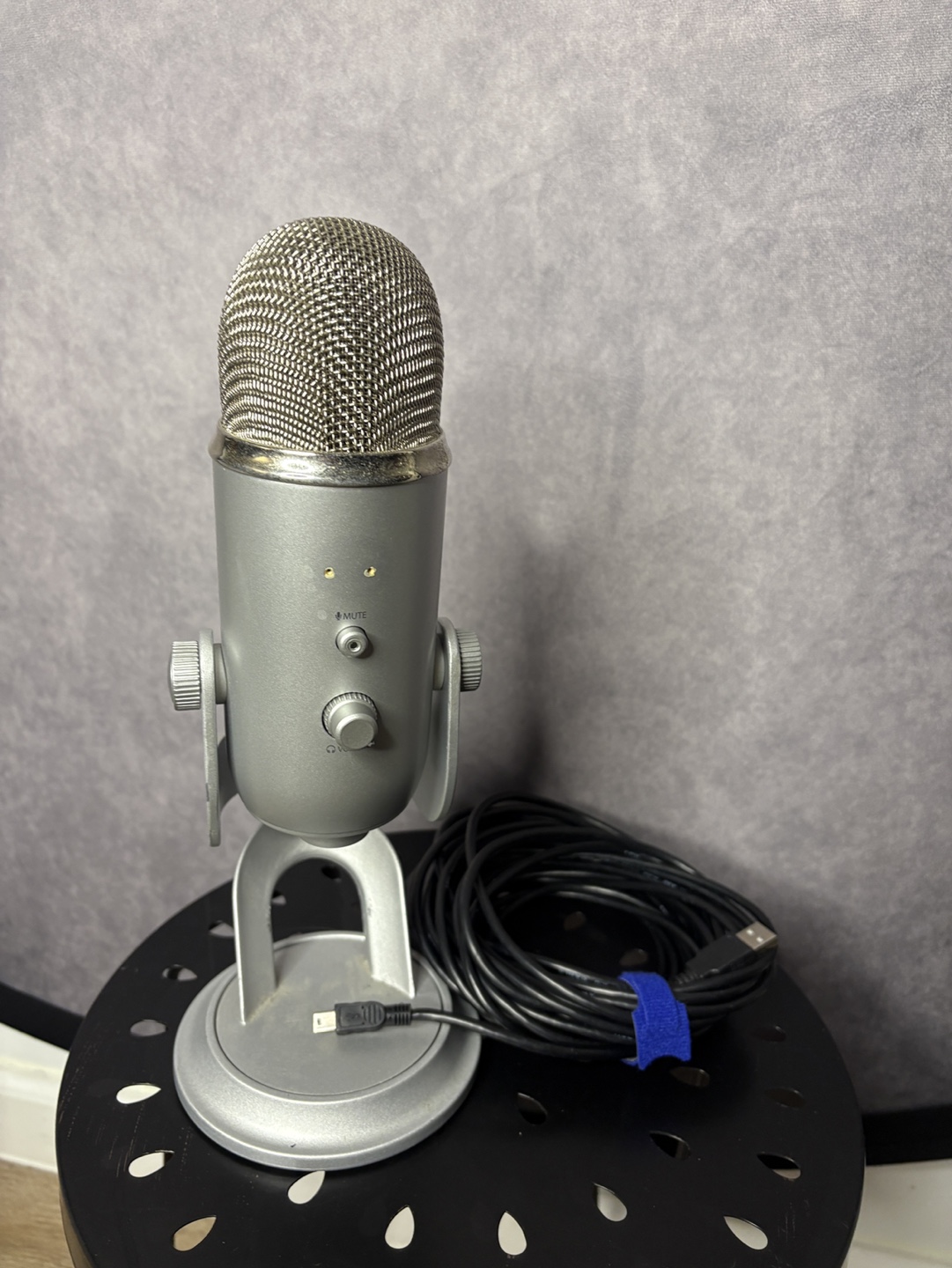 Blue Yeti USB Microphone - Silver