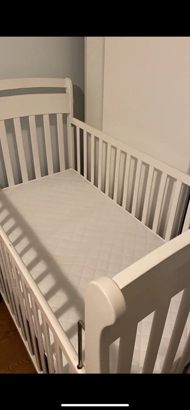 White Baby Crib - solid wood thumbnail
