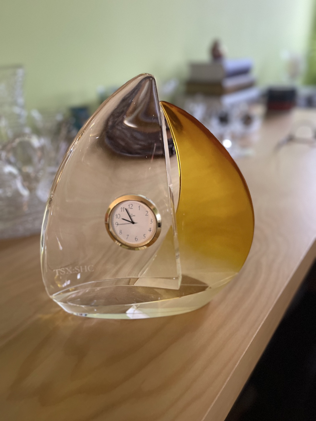 Bulova Crystal Sailboat Clock - photo 2