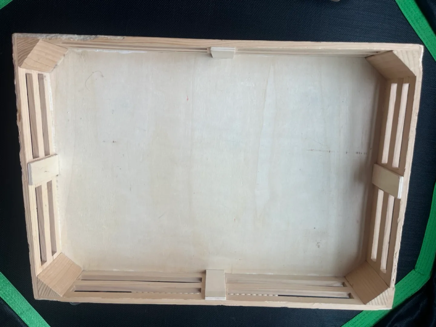 Melissa & Doug Deluxe Band Set with Wooden Storage Case image indicator(2)